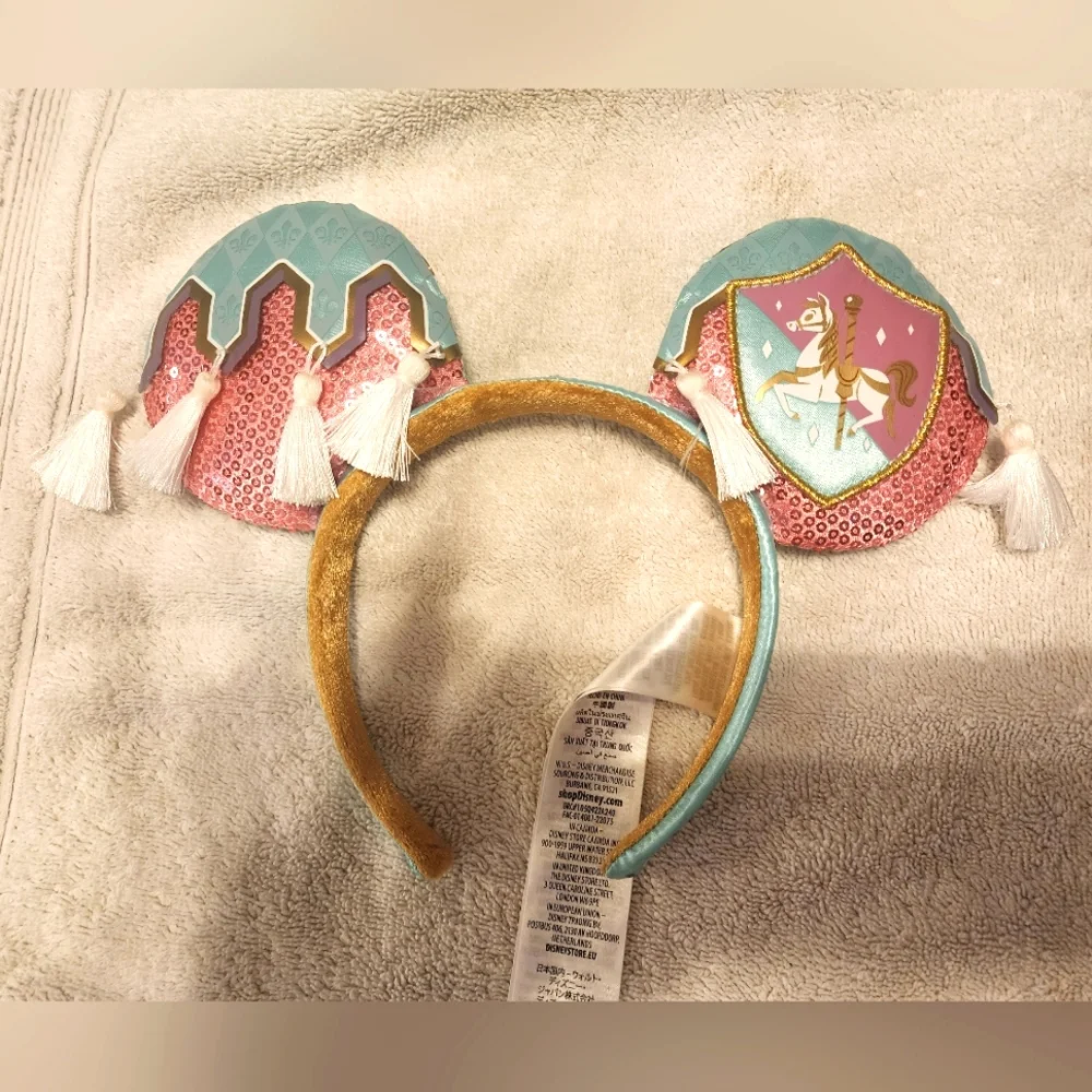 Disney's Official 50th Anniversary Ears (3 Available) - Picture 5 of 10